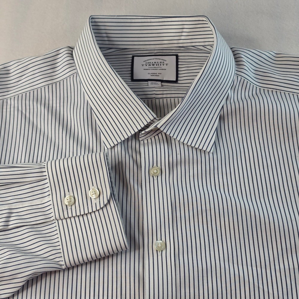 Charles Tyrwhitt Dress Shirt Mens 19/37 White Blue Stripe Classic Fit Non-Iron
